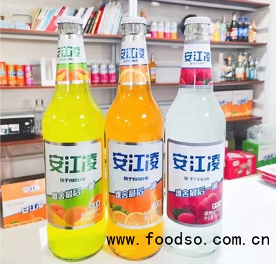 安江凌橙子+桃子+荔枝味汽水500ml碳酸饮料